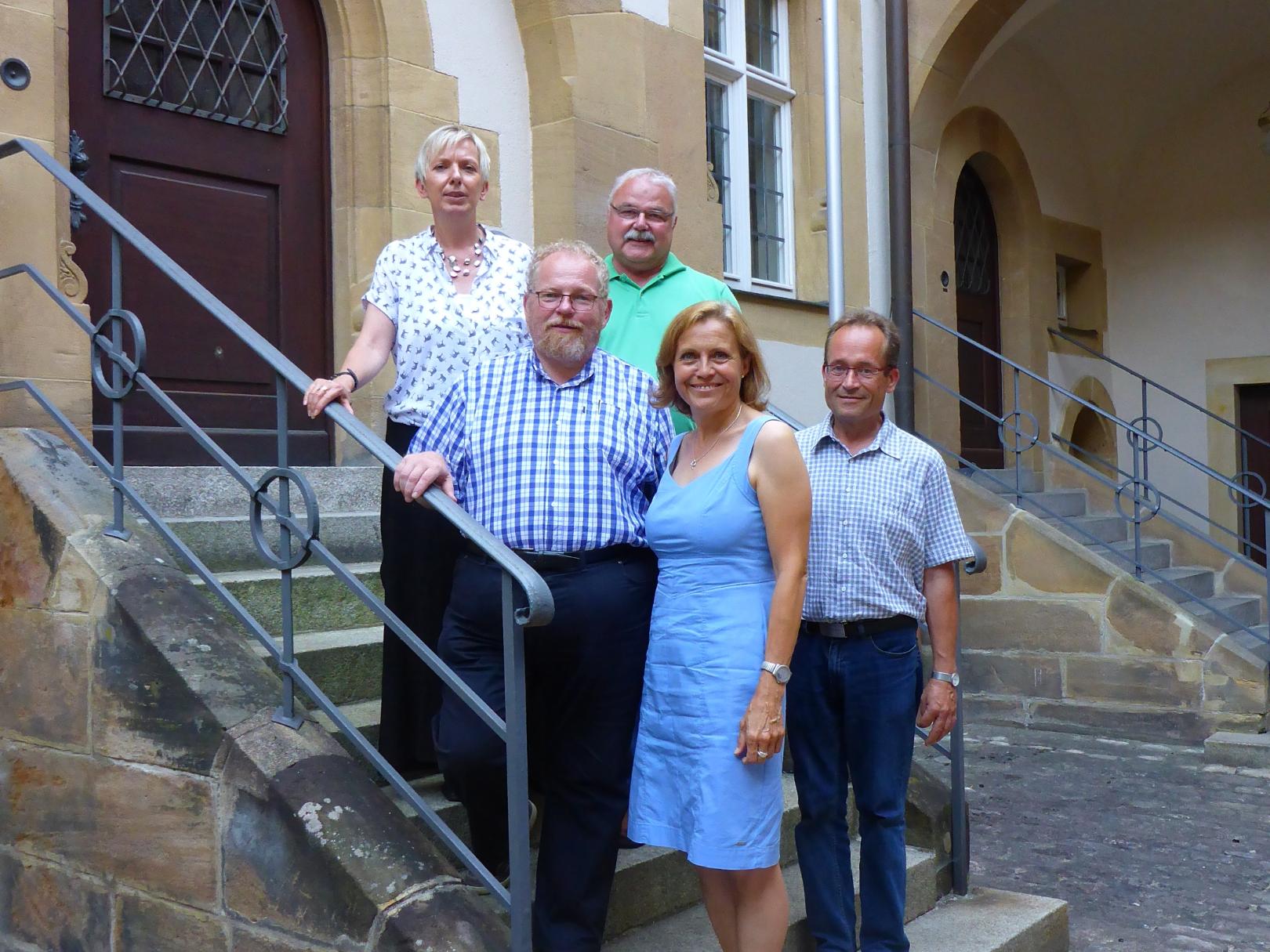 Foto zeigt vl: Ursula Knitt (stellv. DFR-Vorsitzende), Klaus Adelt (MdL), Josef Weber, Christiane Kömm (DFR-Vorsitzende), Markus Donhauser (c) FDK (Manuela Hofmann)