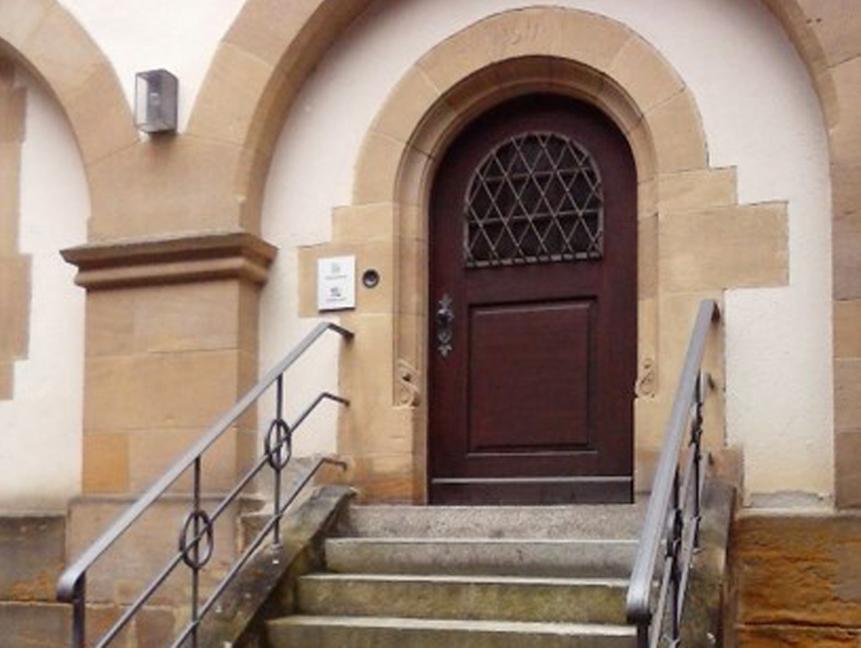 Eingang Geschäftsstelle Familienbund und Katholische Elternschaft in Bamberg